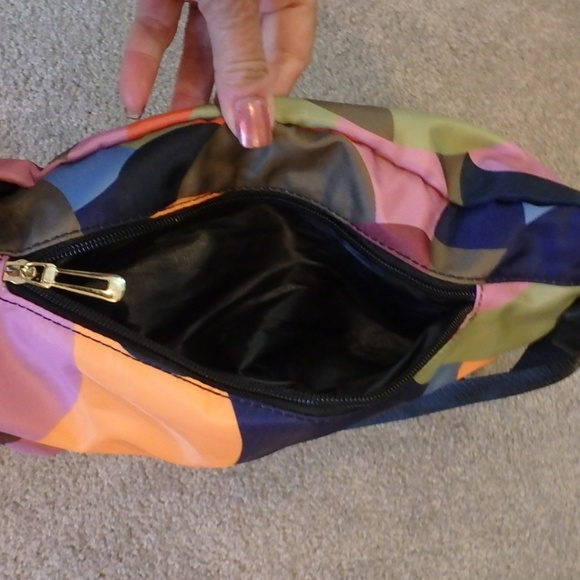 Nylon backpack with two additional bags in vibrant polka dots! - Picture 5 of 5